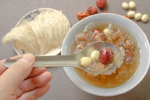 Những lưu ý đặc biệt quan trọng khi sử dụng yến tại nhà Những lưu ý đặc biệt quan trọng khi sử dụng yến tại nhà
