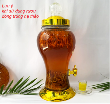 Lưu ý khi sử dụng rượu đông trùng hạ thảo Lưu ý khi sử dụng rượu đông trùng hạ thảo