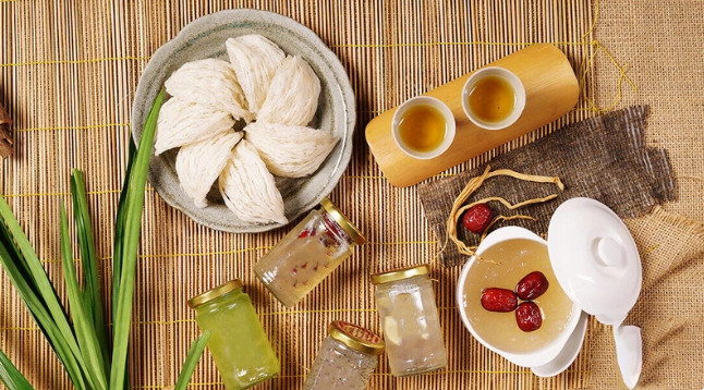 Yến sào - Bồi bổ sức khoẻ, tăng cường thể lực Yến sào - Bồi bổ sức khoẻ, tăng cường thể lực
